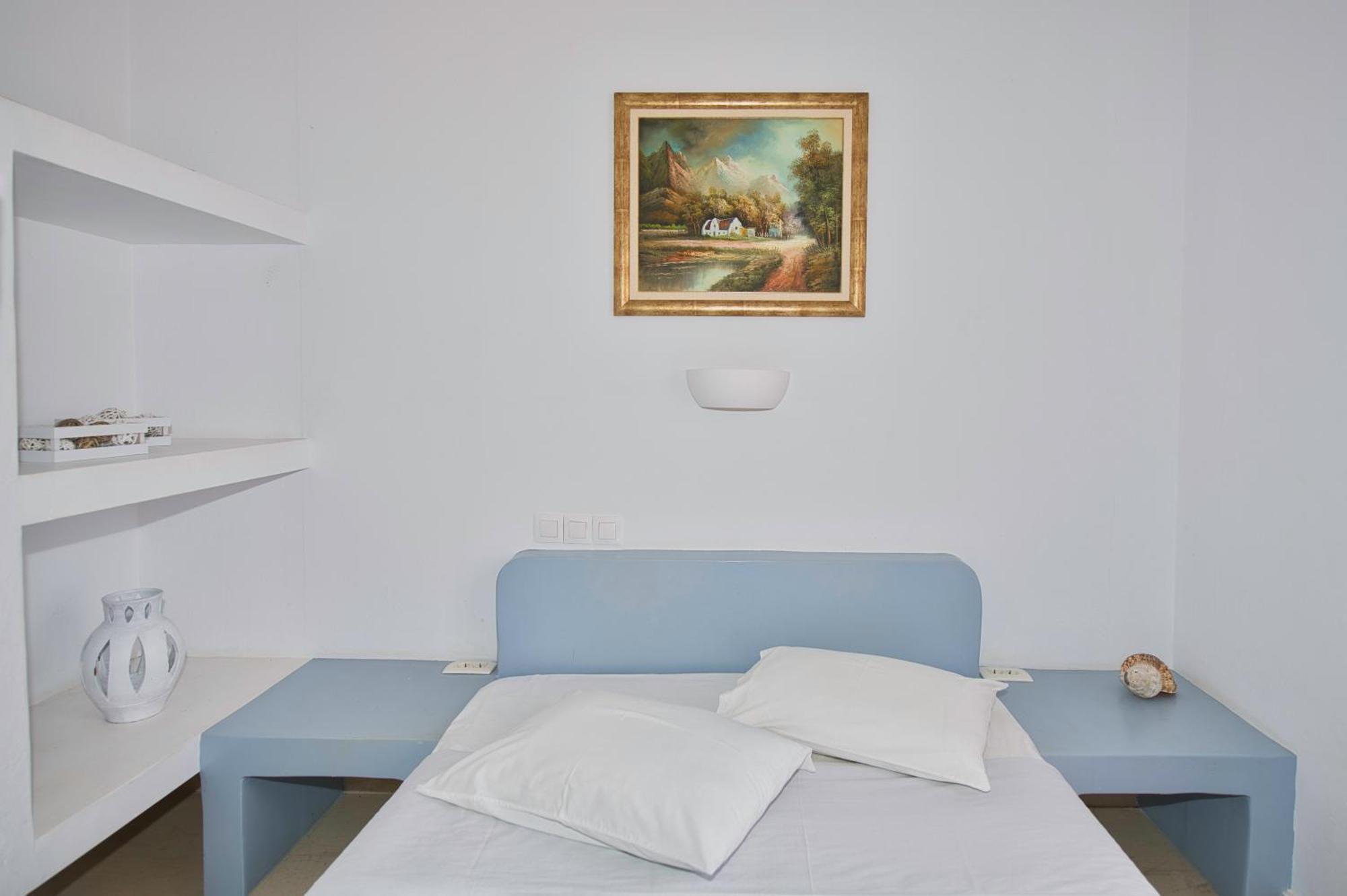 Ira Apartments Kamari  Ngoại thất bức ảnh