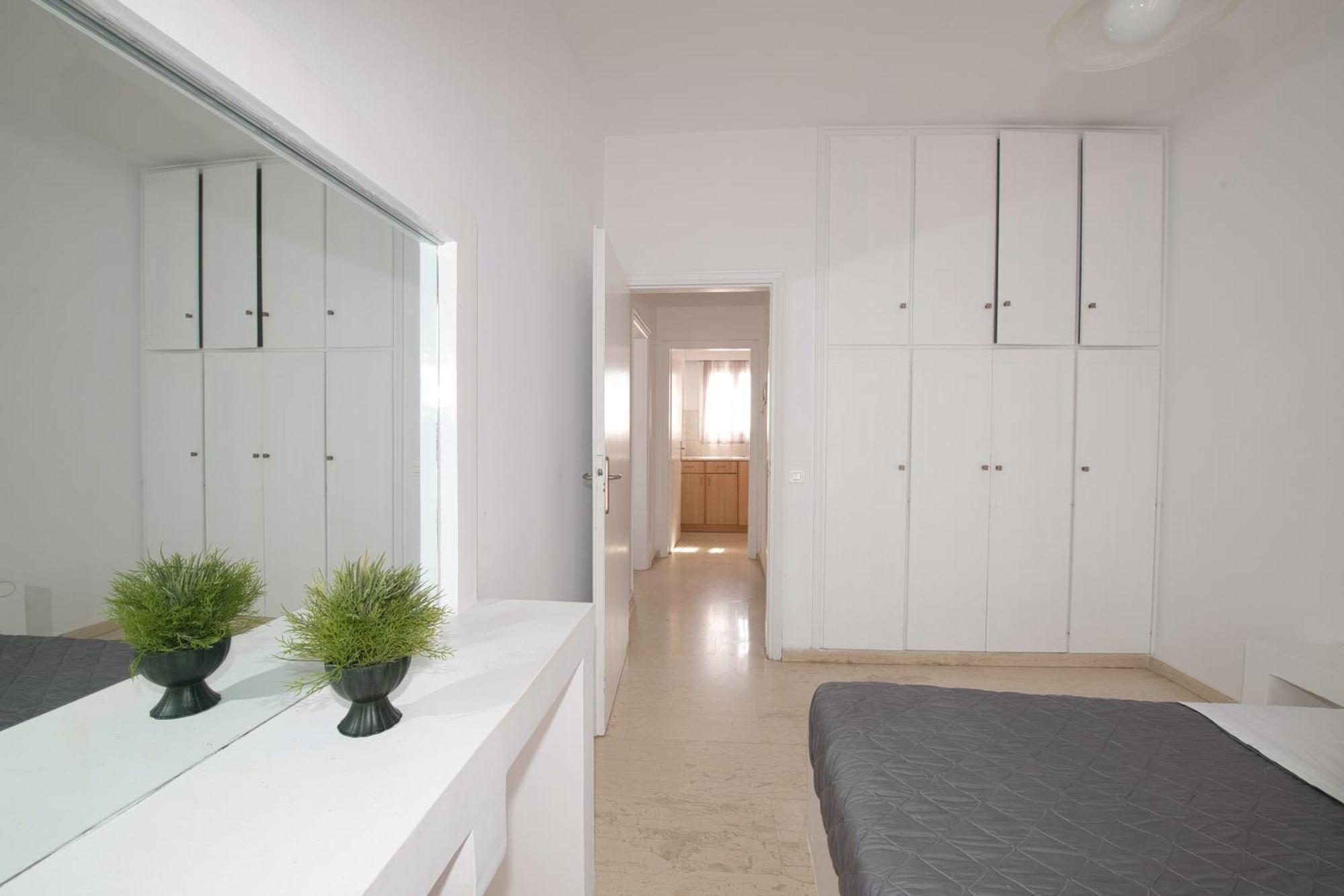 Ira Apartments Kamari  Ngoại thất bức ảnh
